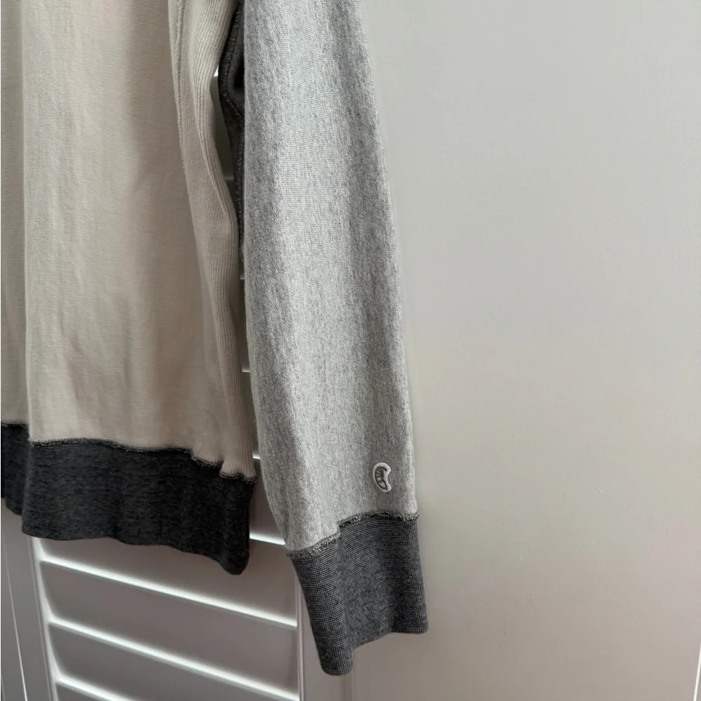 Todd Snyder Cream and Gray Two-Tone Sweatshirt - Picture 5 of 14